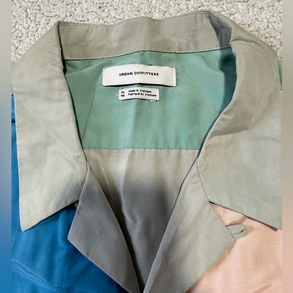Urban Outfitters Color Block Button Up Shirt - Picture 5 of 8